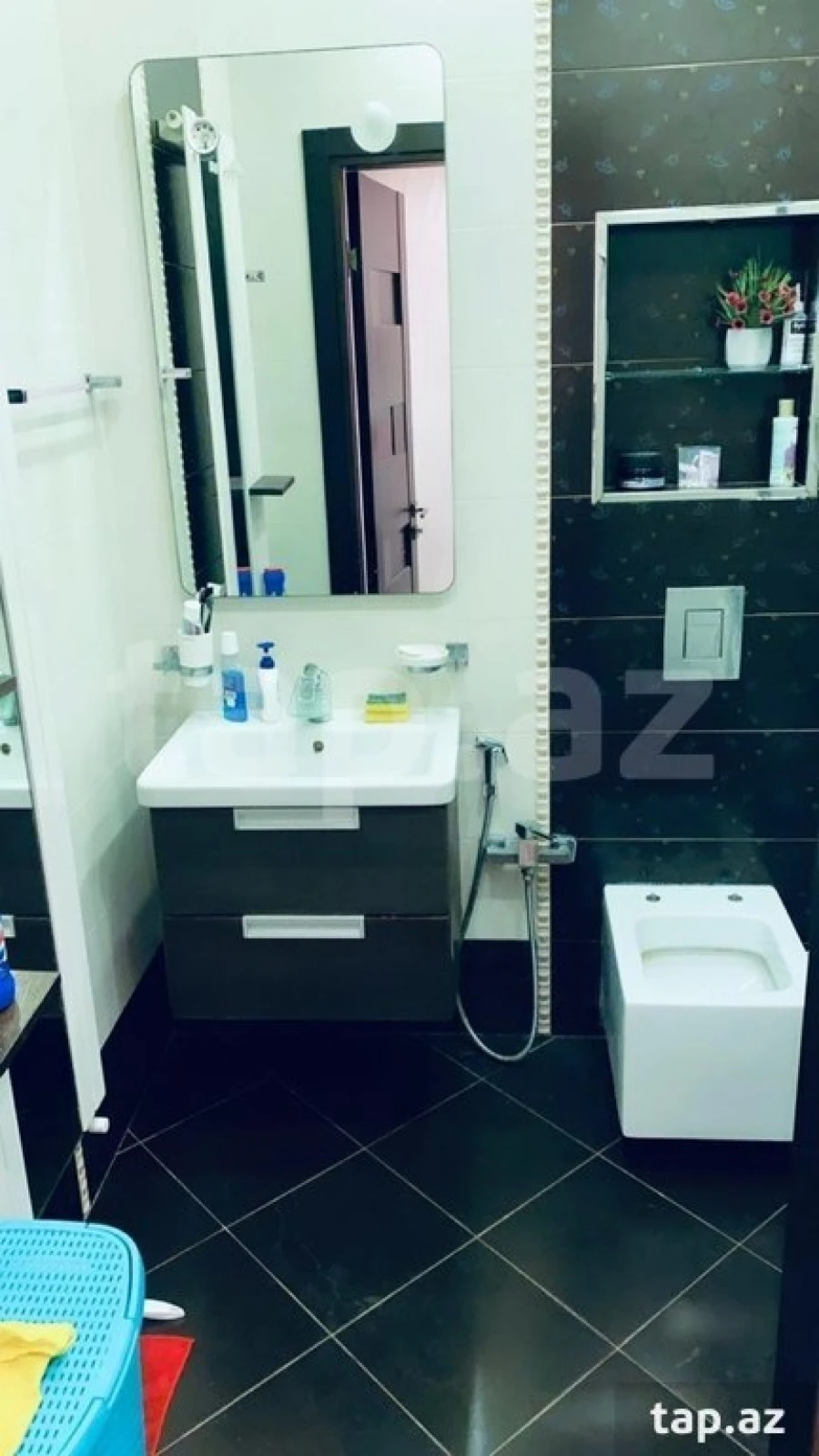 Kirayə verilir 3 otaqlı yeni tikili 120 m²