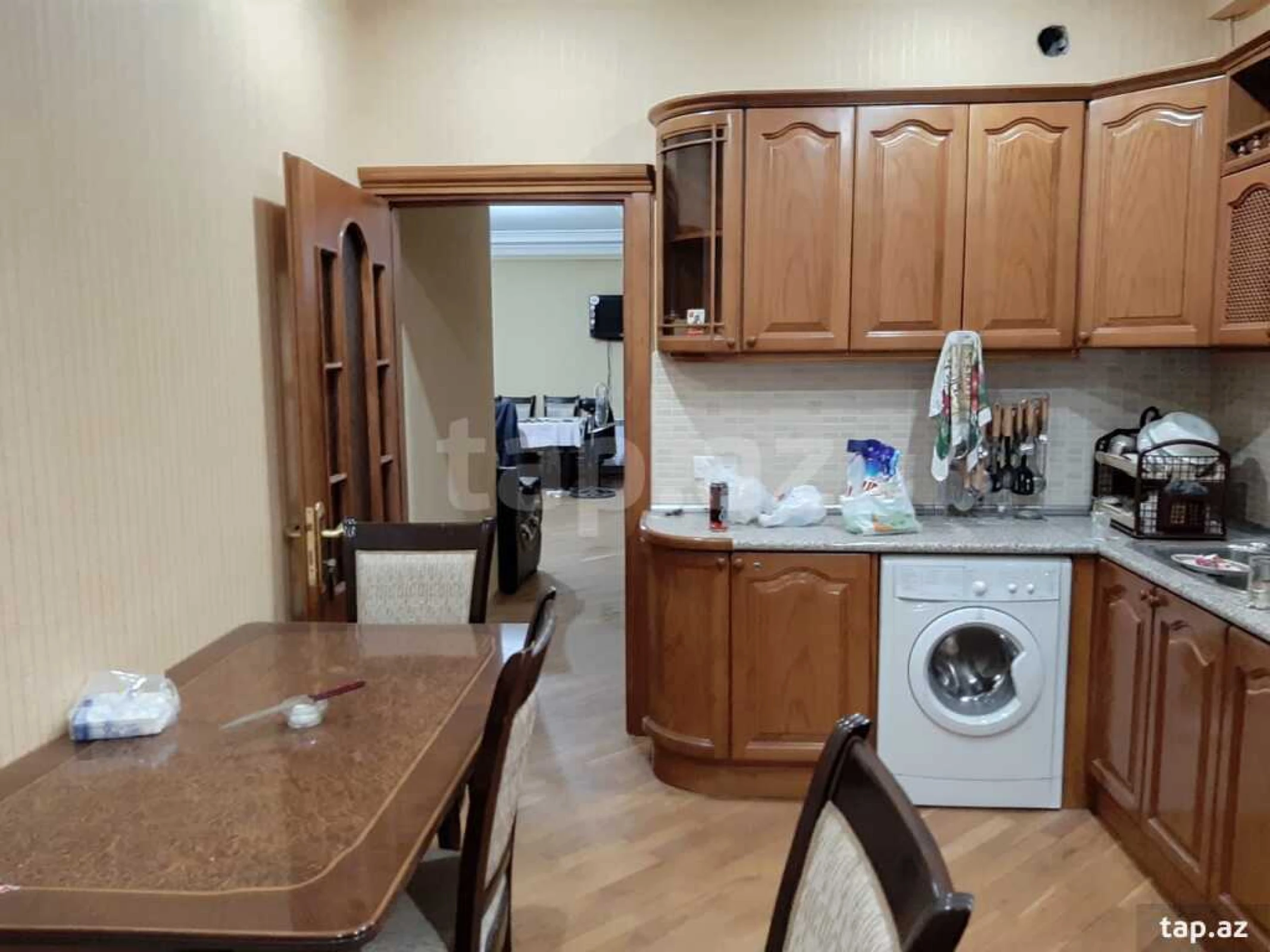 Satılır 4 otaqlı yeni tikili 150 m²