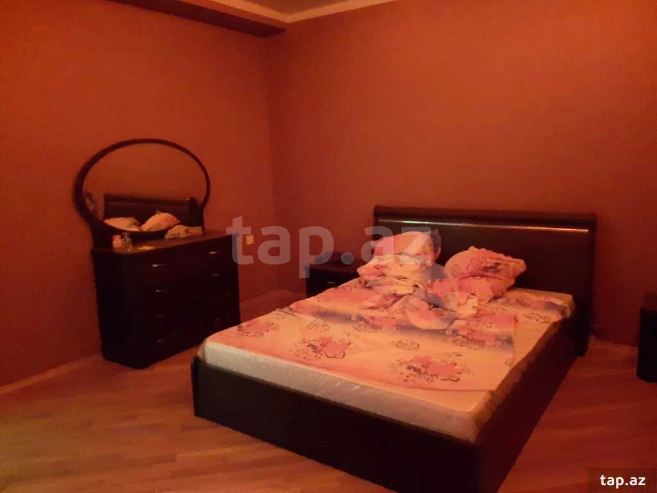 Satılır 4 otaqlı yeni tikili 150 m²