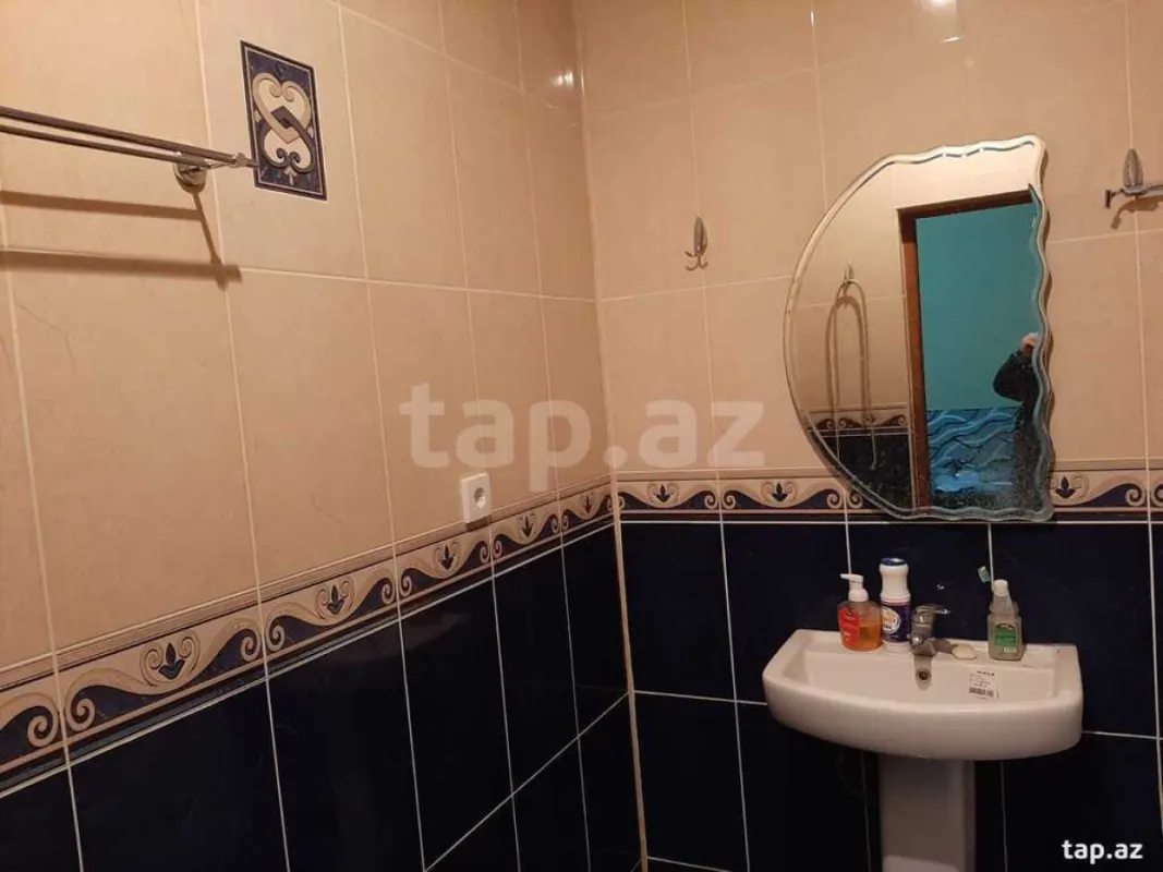 Satılır 4 otaqlı yeni tikili 150 m²