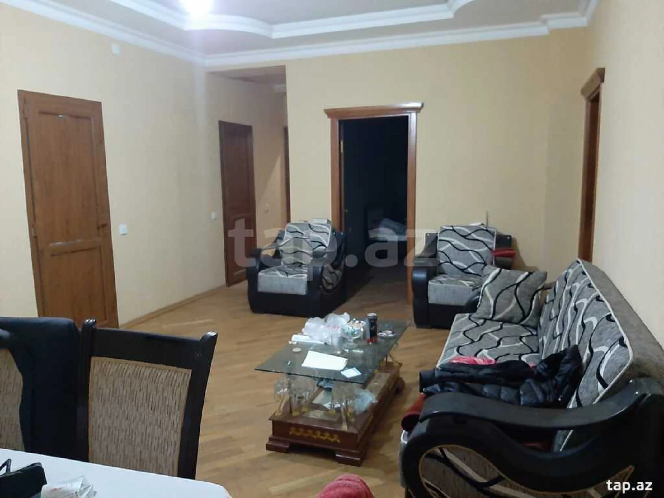 Satılır 4 otaqlı yeni tikili 150 m²