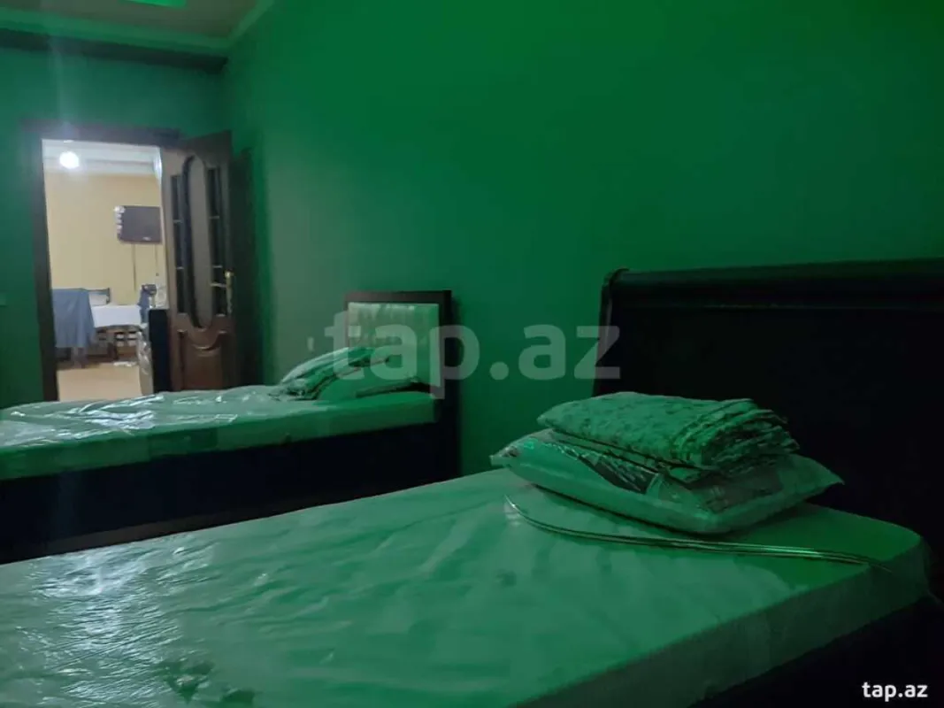 Satılır 4 otaqlı yeni tikili 150 m²