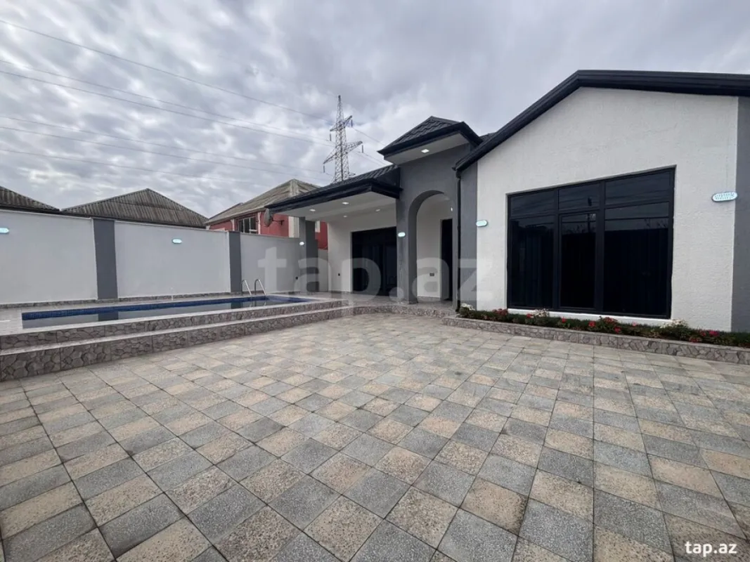 Satılır 4 otaqlı həyət evi