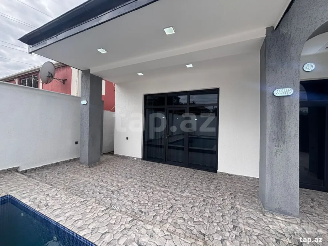 Satılır 4 otaqlı həyət evi