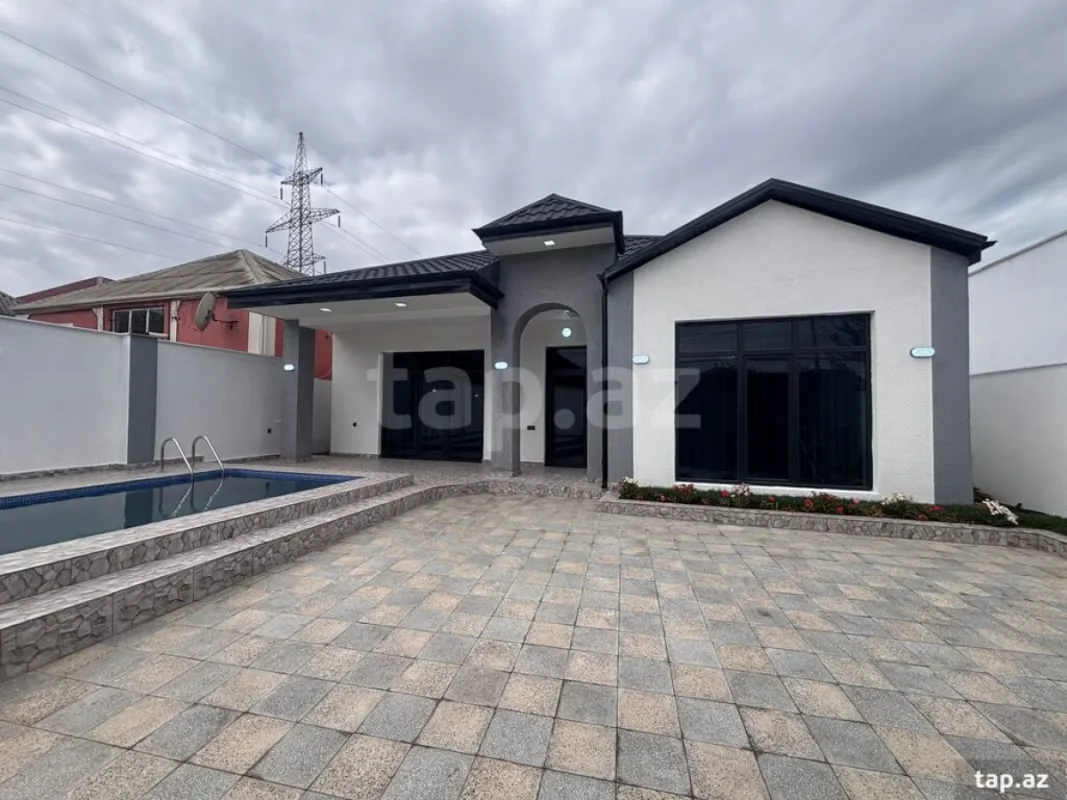 Satılır 4 otaqlı həyət evi