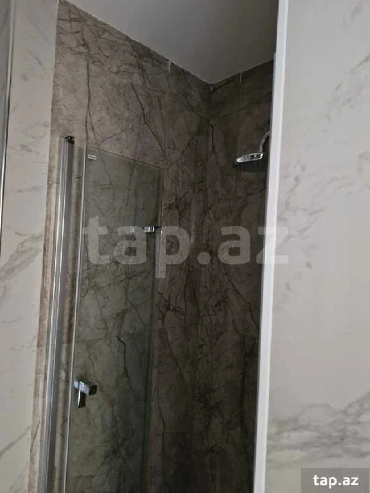 Kirayə verilir 2 otaqlı yeni tikili 52 m²