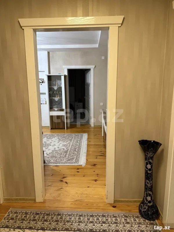 Satılır 4 otaqlı mənzil 85 m²