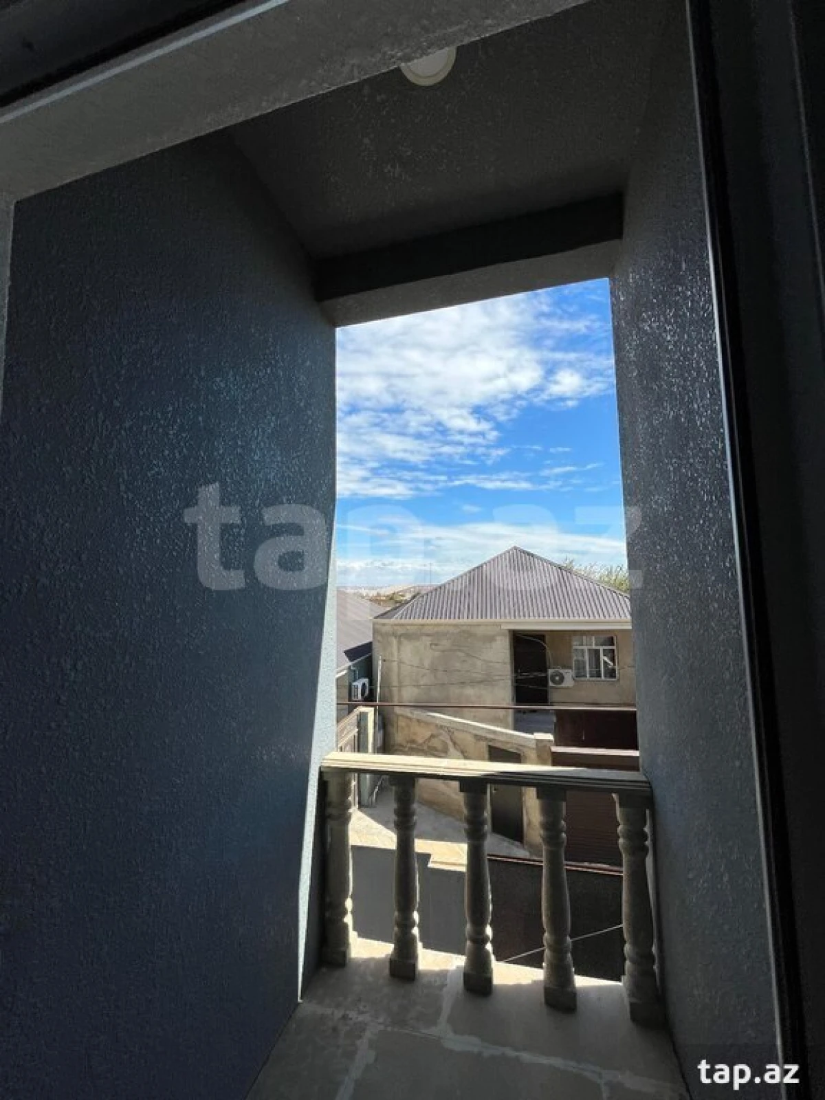 Satılır 4 otaqlı həyət evi 130 m²