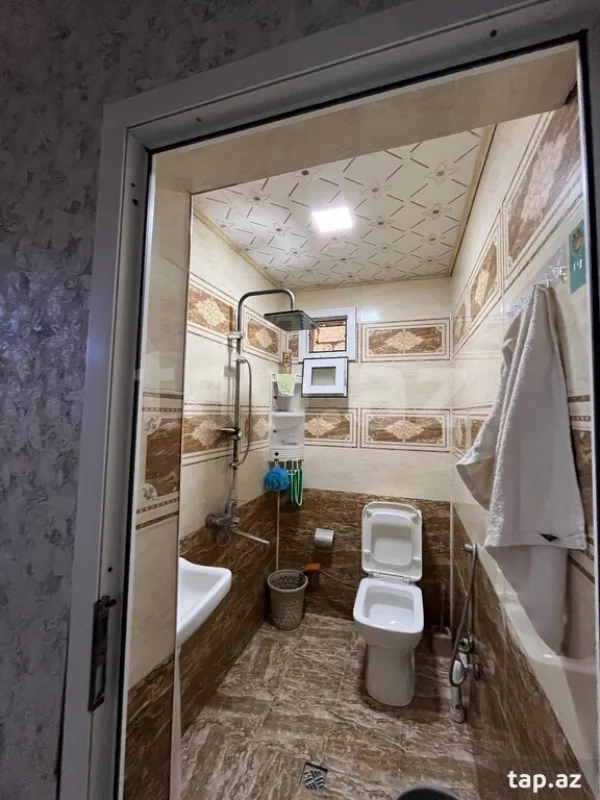 Satılır 4 otaqlı həyət evi 130 m²