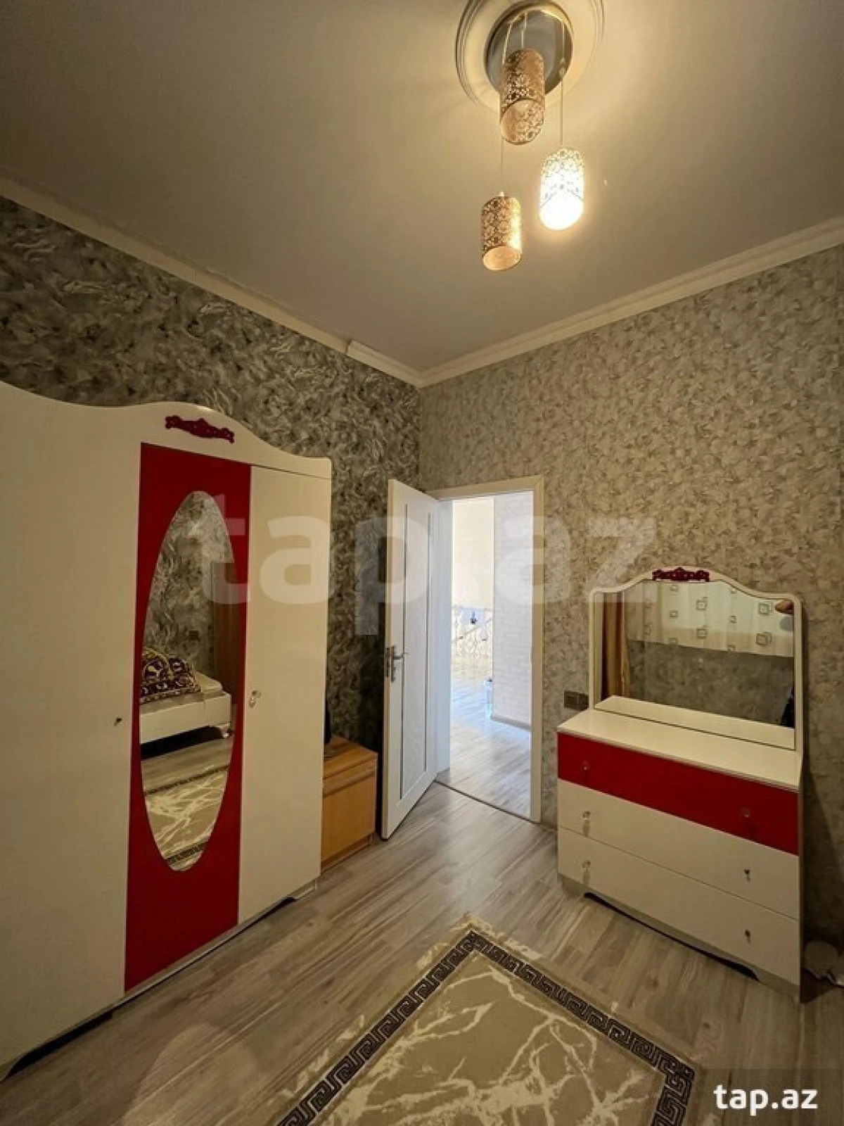 Satılır 4 otaqlı həyət evi 130 m²