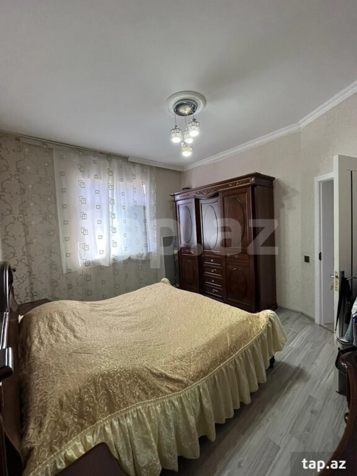 Satılır 4 otaqlı həyət evi 130 m²