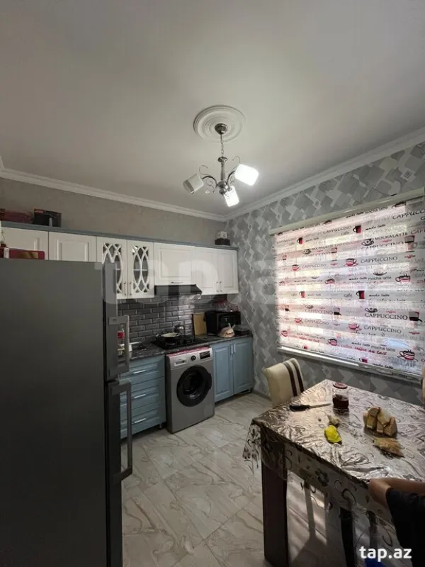 Satılır 4 otaqlı həyət evi 130 m²