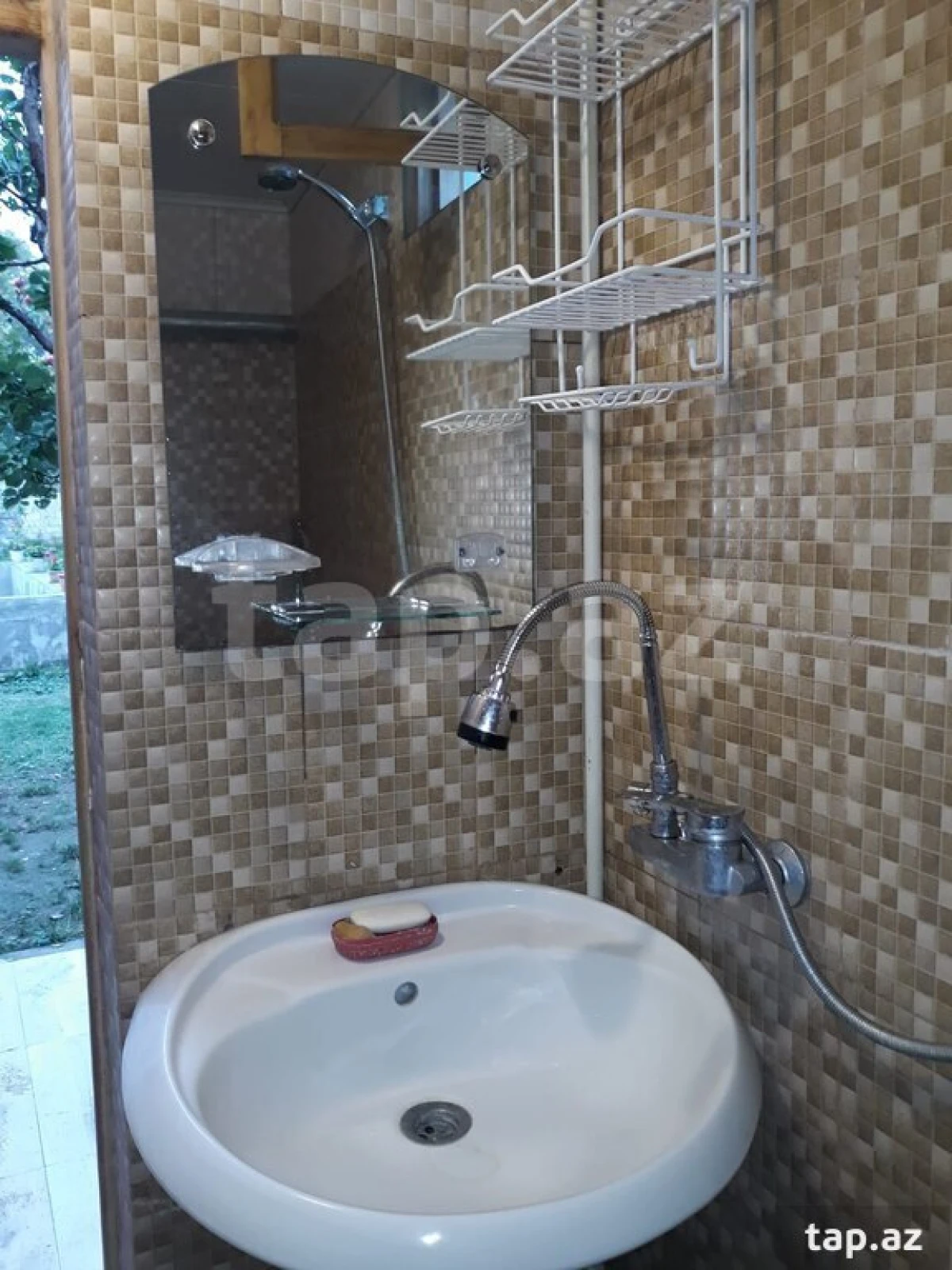 Kirayə verilir 5 otaqlı həyət evi 280 m²