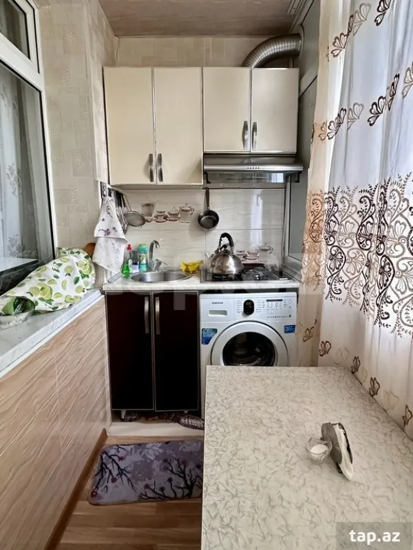 Kirayə verilir 3 otaqlı yeni tikili 50 m²