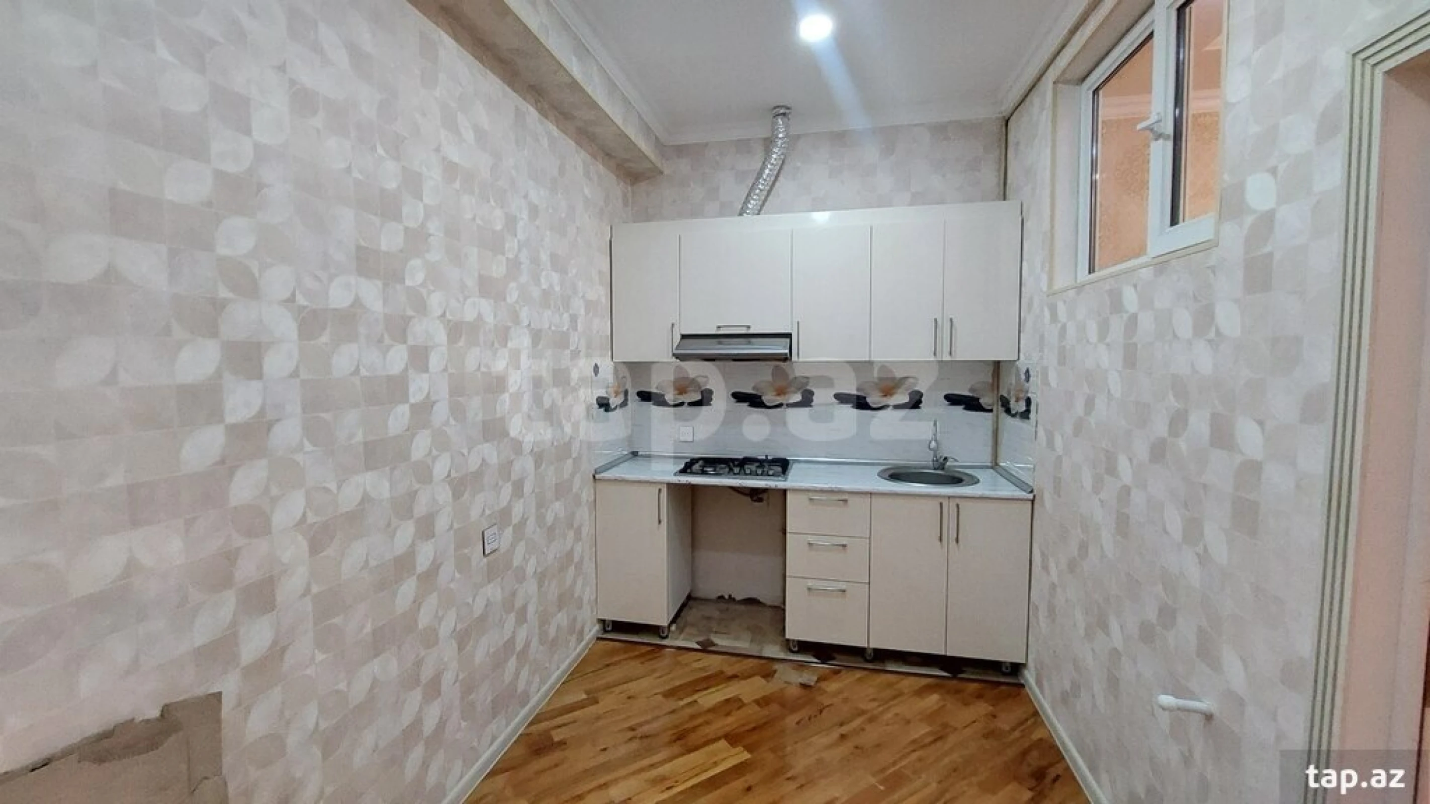 Satılır 2 otaqlı yeni tikili 55 m²