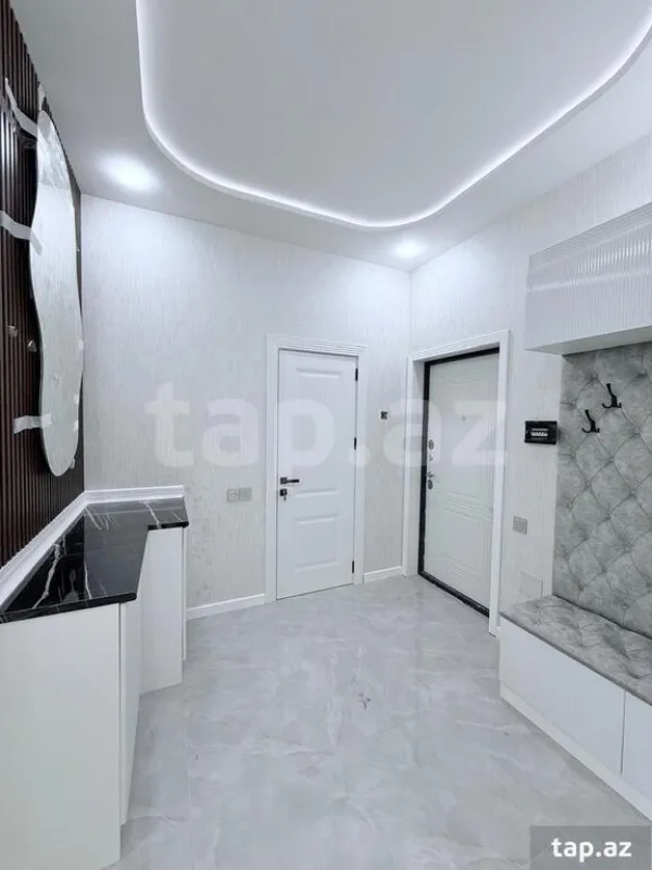 Satılır 2 otaqlı yeni tikili 60 m²