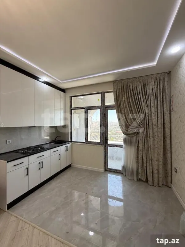 Satılır 2 otaqlı yeni tikili 60 m²
