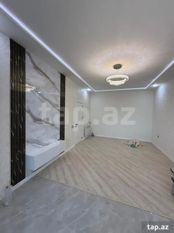 Satılır 2 otaqlı yeni tikili 60 m²