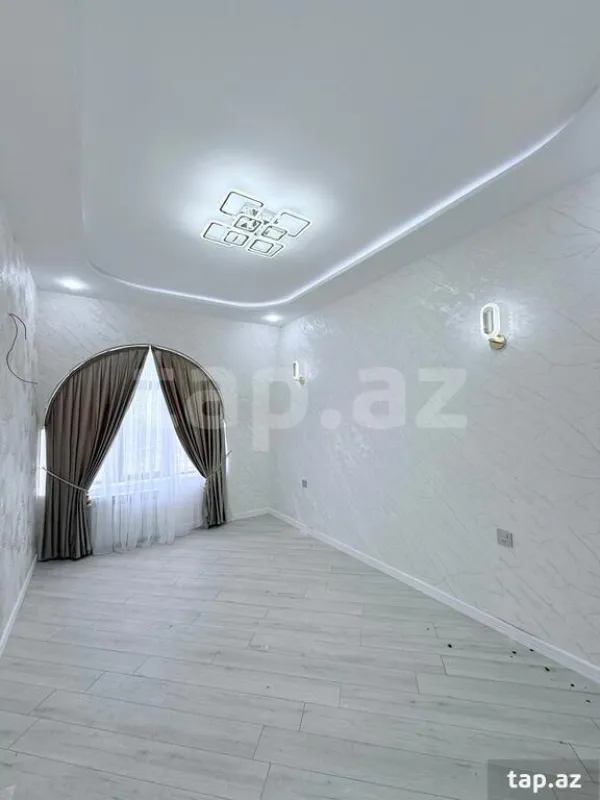 Satılır 2 otaqlı yeni tikili 60 m²