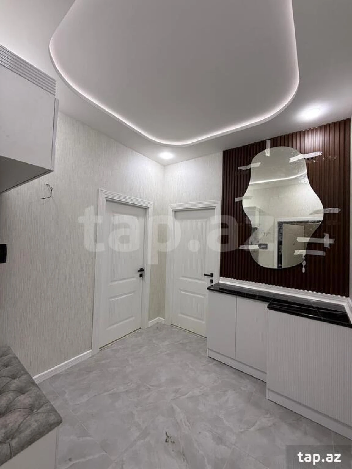 Satılır 2 otaqlı yeni tikili 60 m²