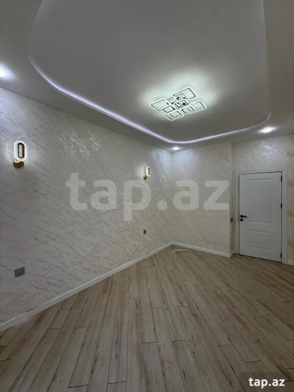 Satılır 2 otaqlı yeni tikili 60 m²