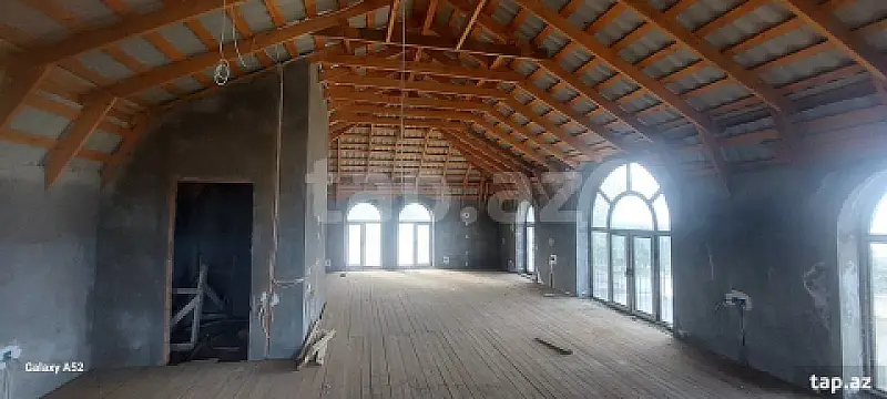 Satılır 5 otaqlı həyət evi 200 m²