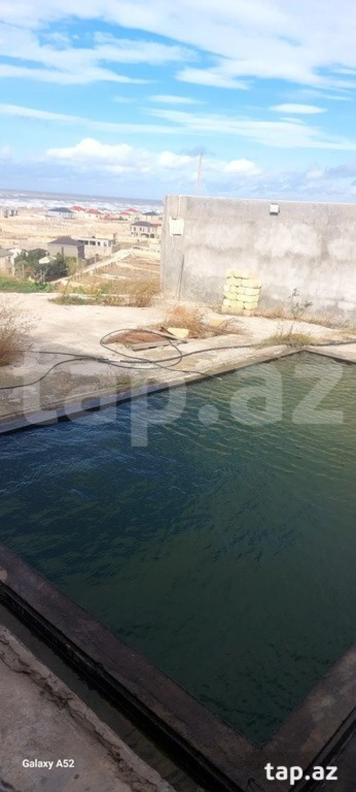 Satılır 5 otaqlı həyət evi 200 m²