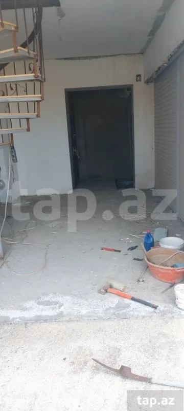 Satılır 5 otaqlı həyət evi 200 m²