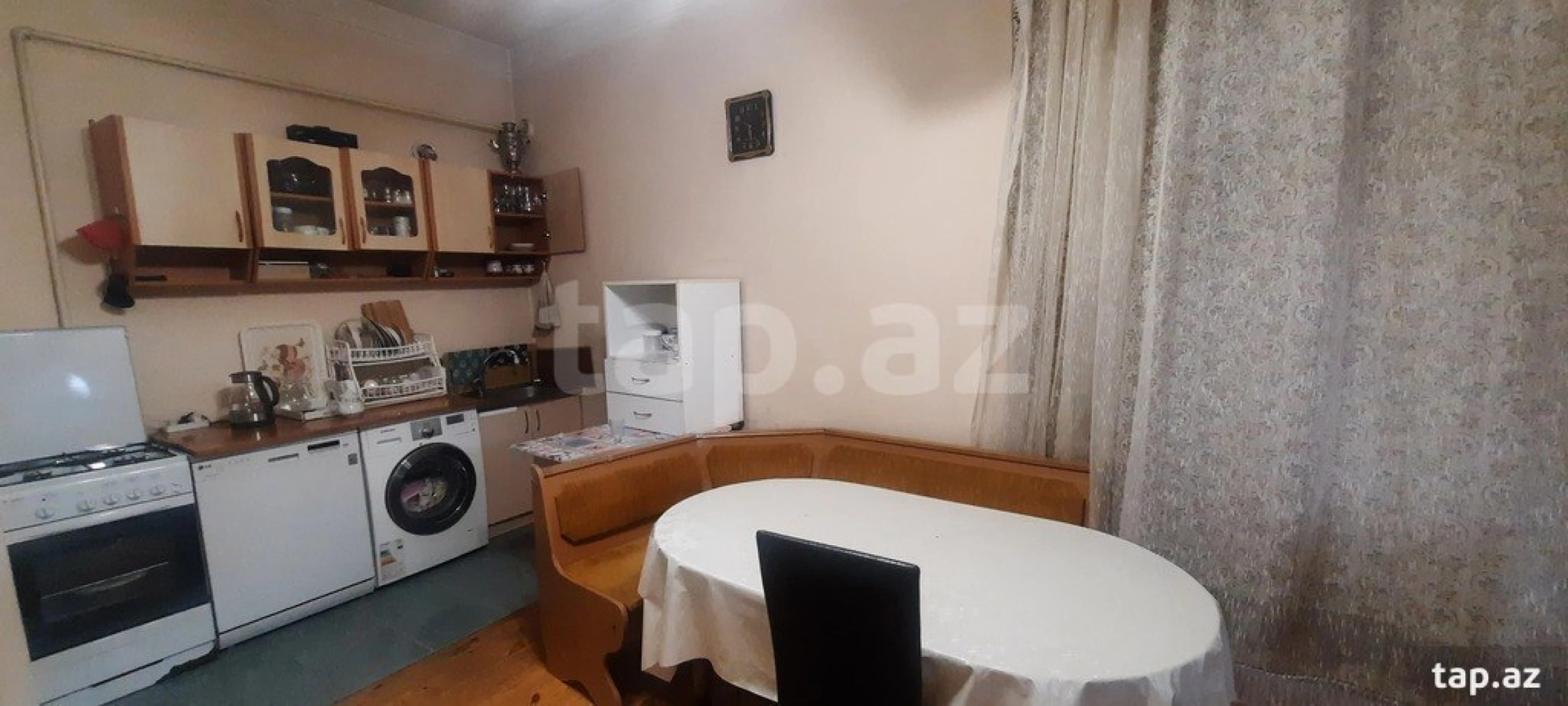 Kirayə verilir 9 otaqlı həyət evi