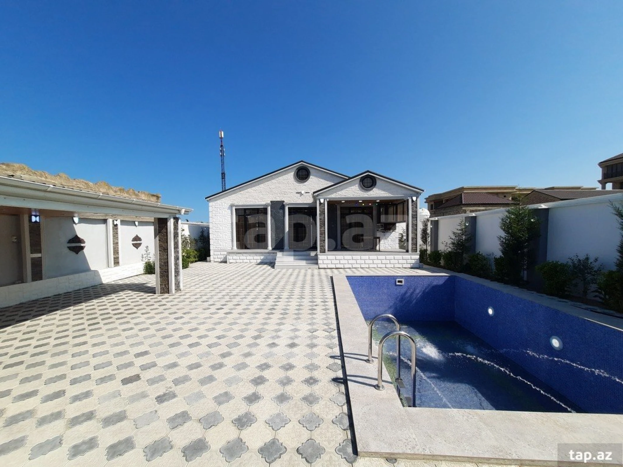 Kirayə verilir 4 otaqlı həyət evi