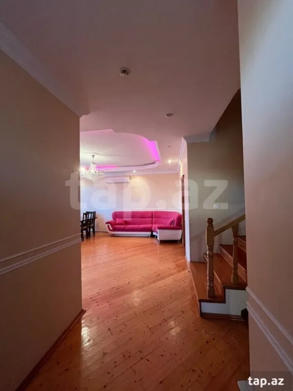 Satılır 7 otaqlı həyət evi