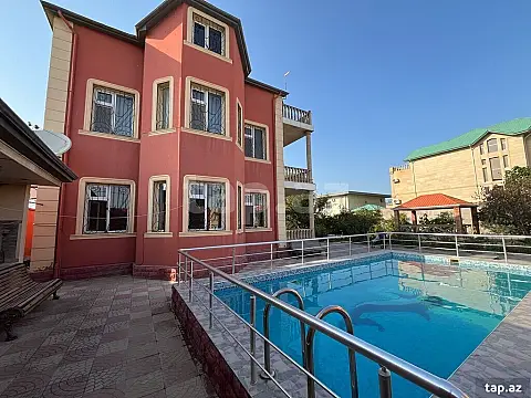 Satılır 7 otaqlı həyət evi