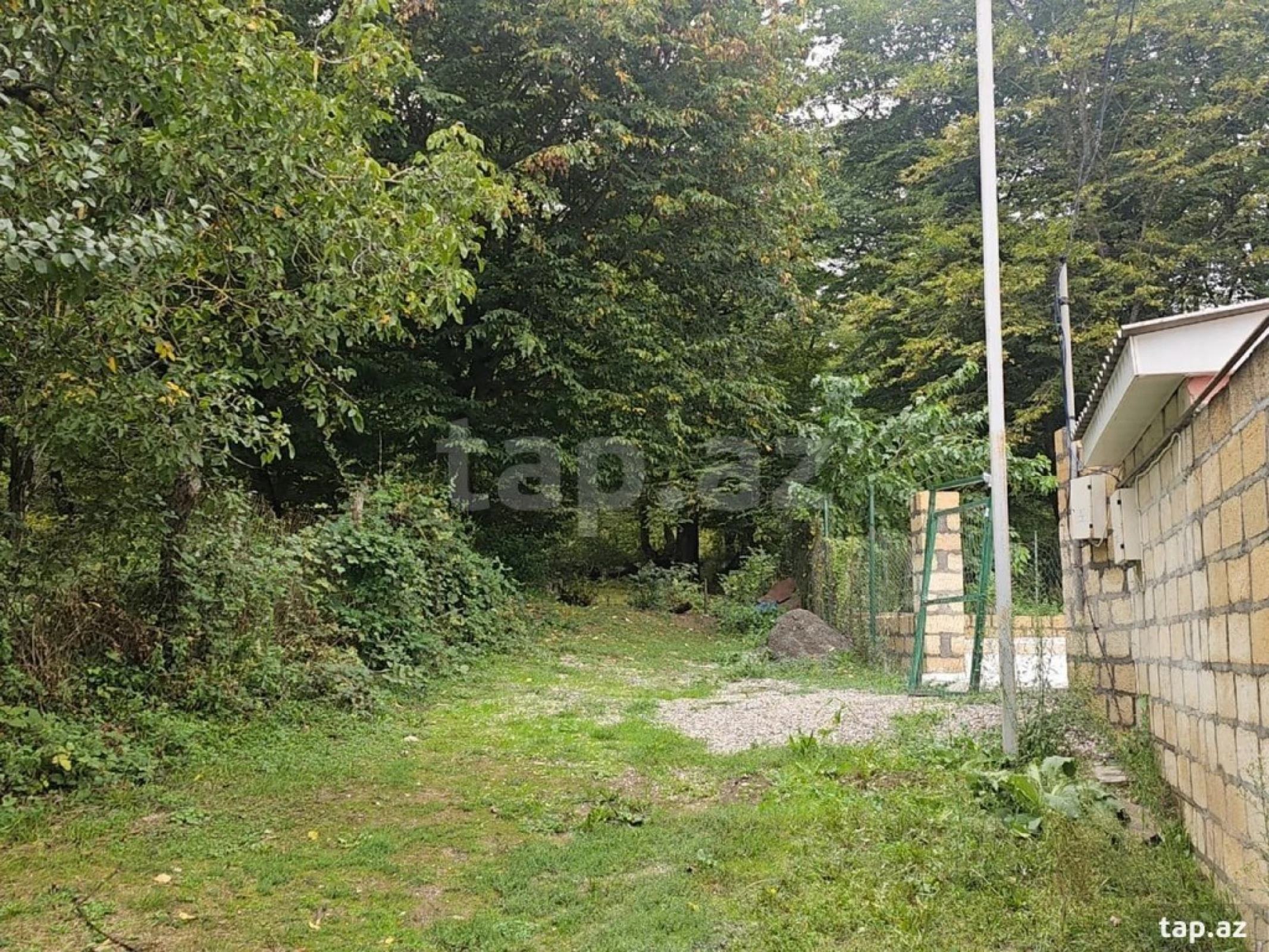 Satılır 3 otaqlı həyət evi