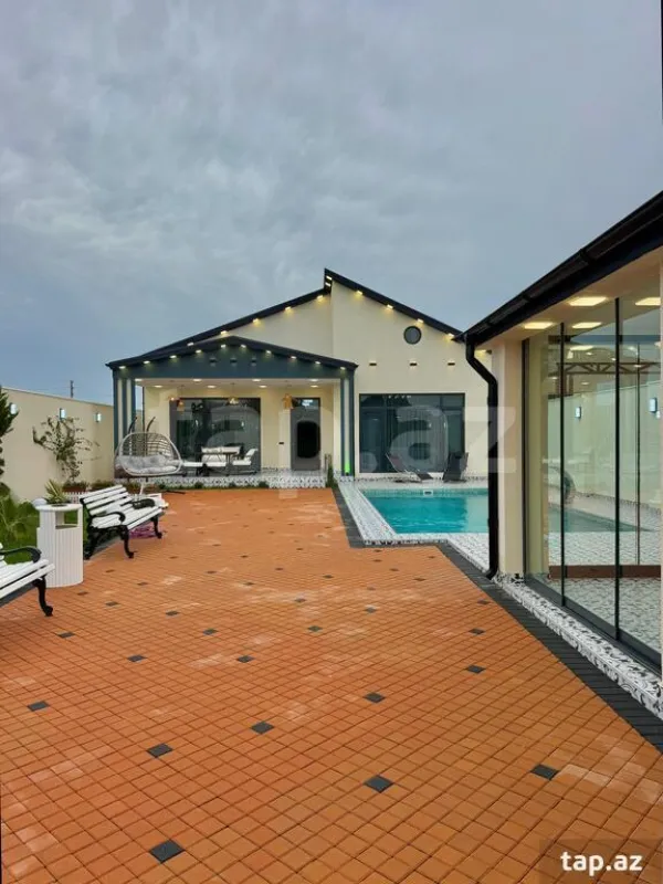 Satılır 4 otaqlı həyət evi