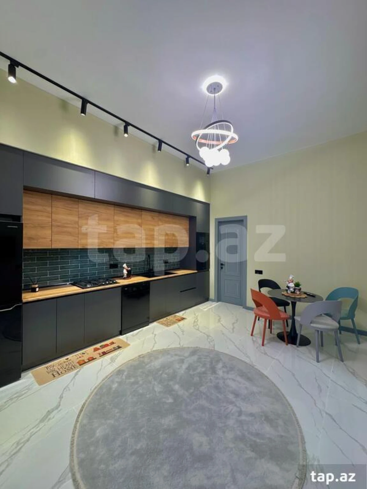 Satılır 4 otaqlı həyət evi