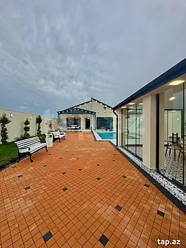 Satılır 4 otaqlı həyət evi