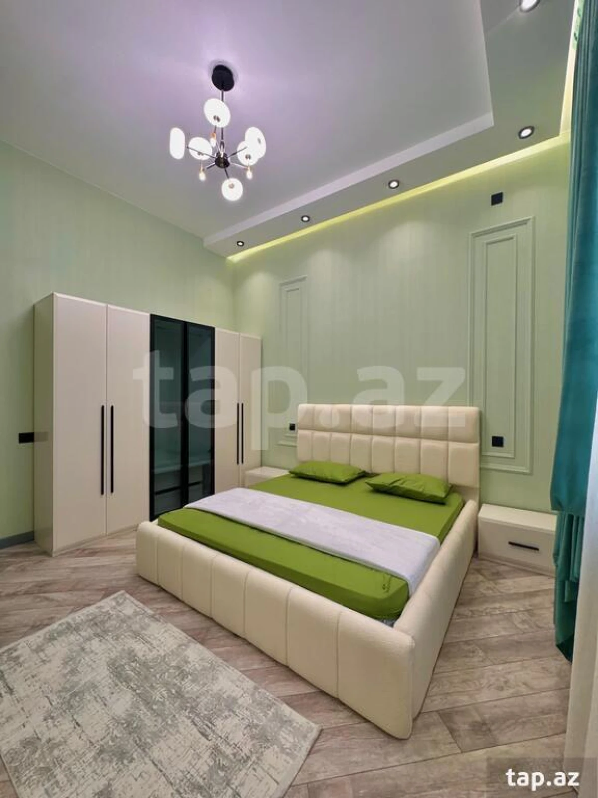 Satılır 4 otaqlı həyət evi