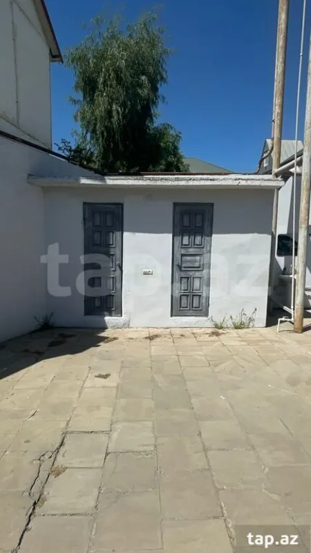 Kirayə verilir 5 otaqlı həyət evi