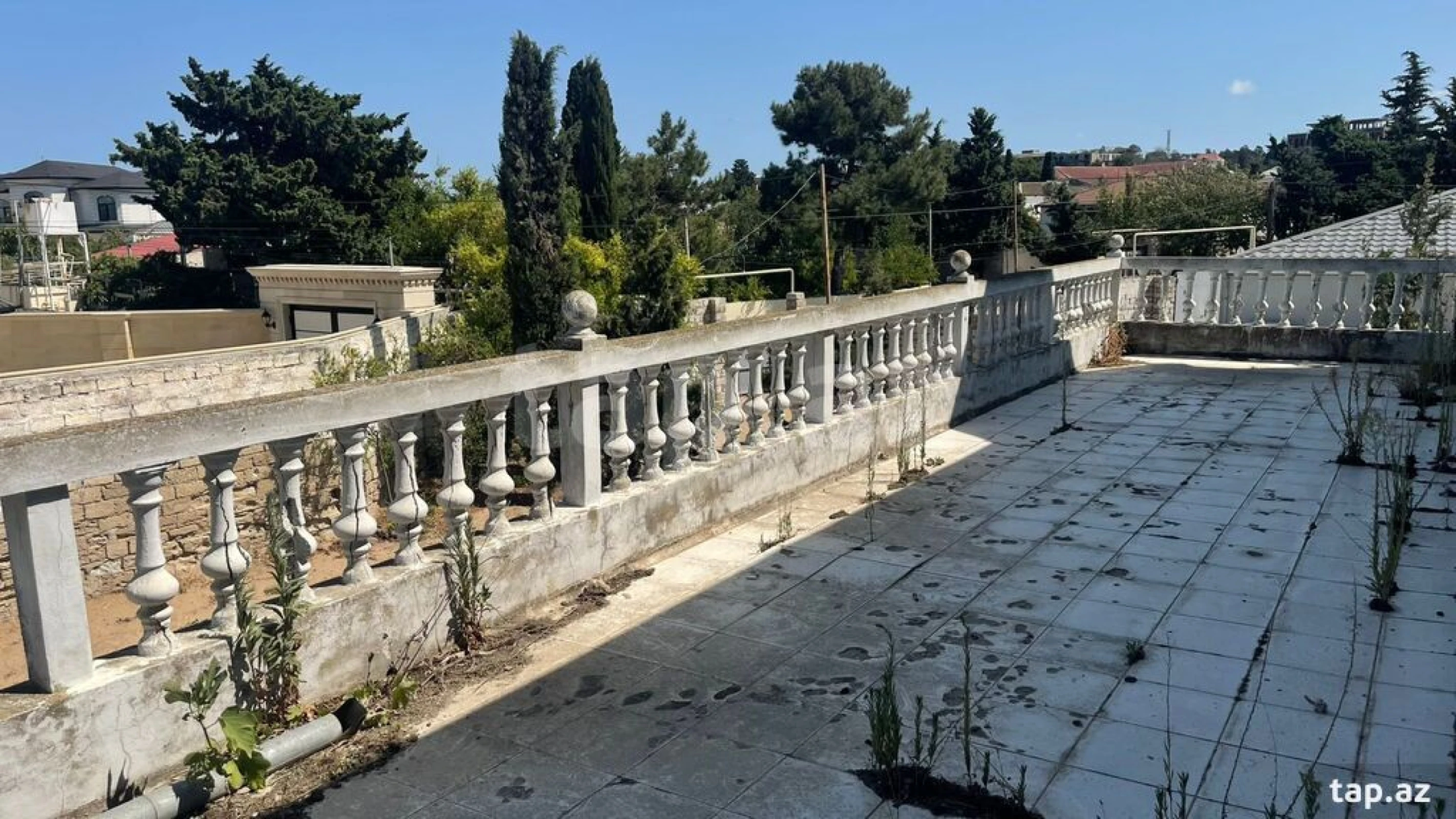 Kirayə verilir 5 otaqlı həyət evi