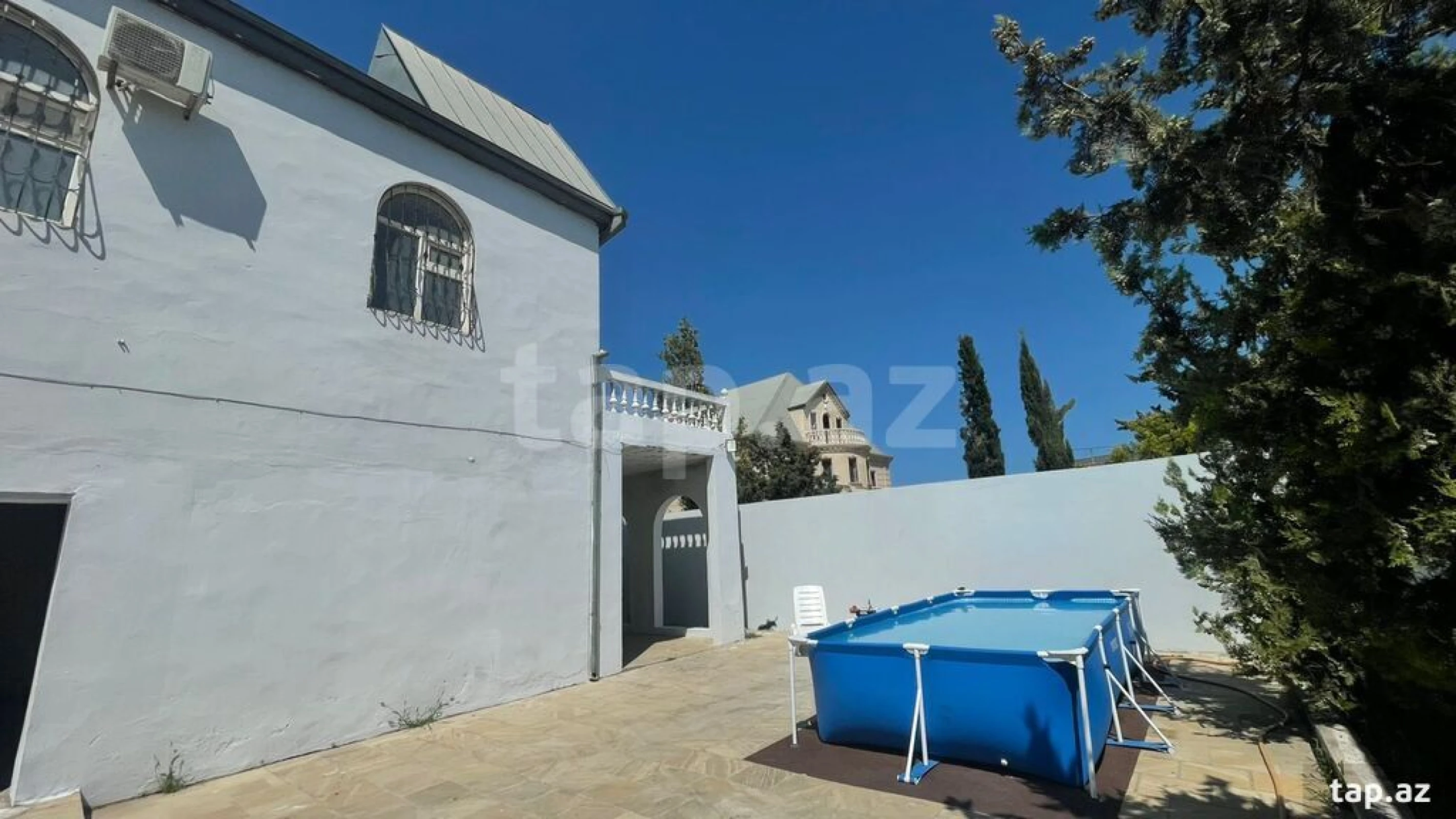 Kirayə verilir 5 otaqlı həyət evi