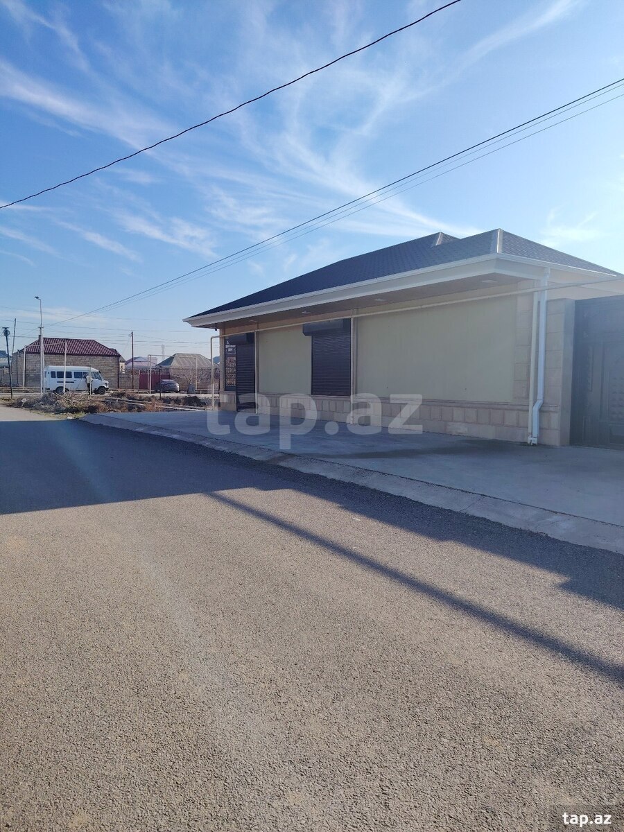 Satılır 1 otaqlı həyət evi 100 m²