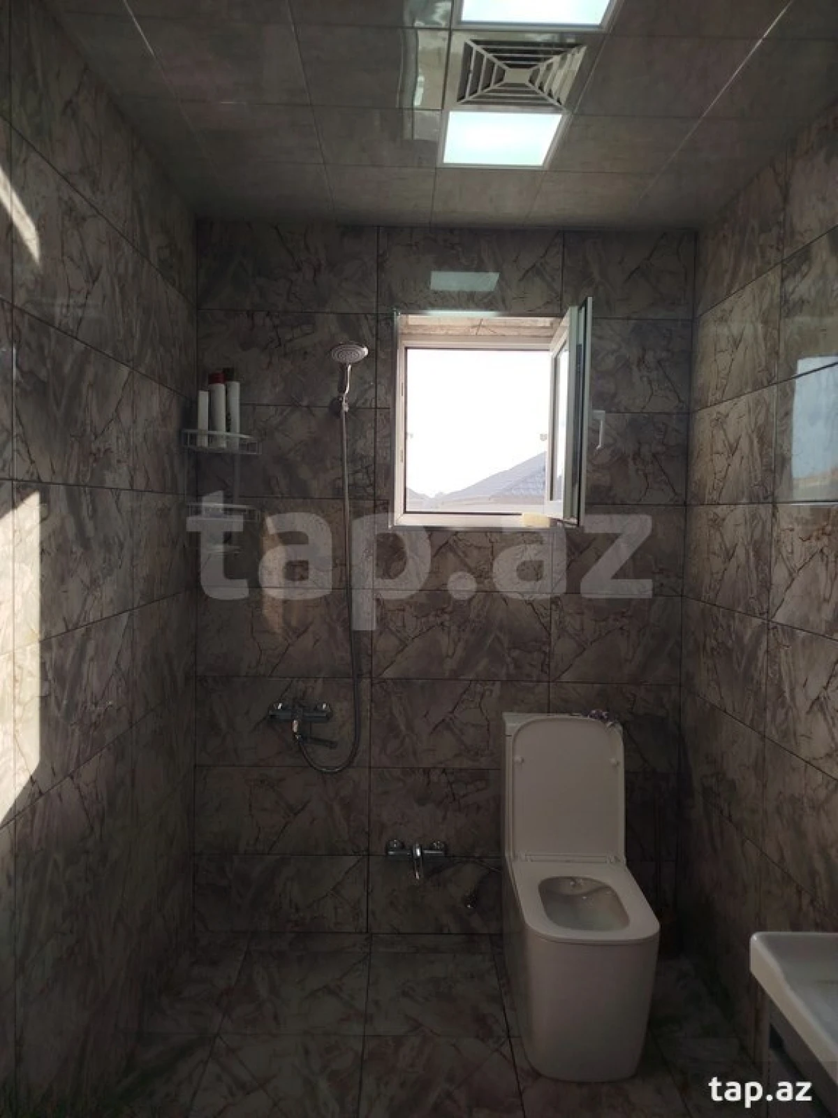 Satılır 3 otaqlı həyət evi