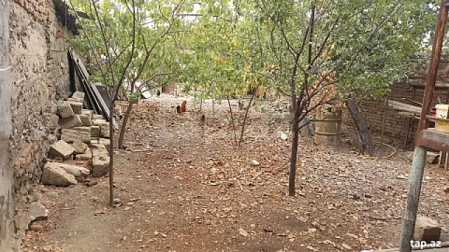Satılır 4 otaqlı həyət evi — Gəncə 4 otaq