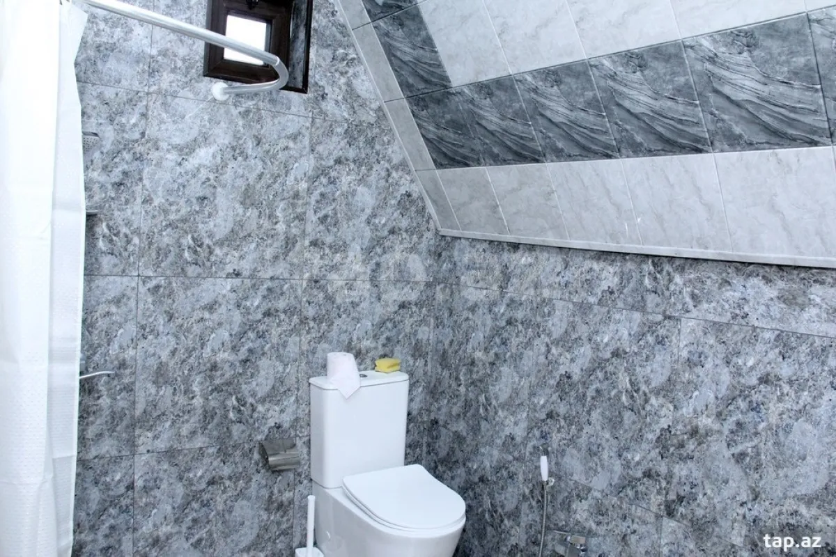 Satılır 3 otaqlı həyət evi