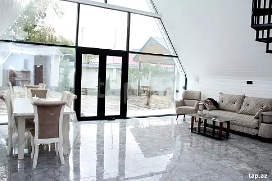 Satılır 3 otaqlı həyət evi