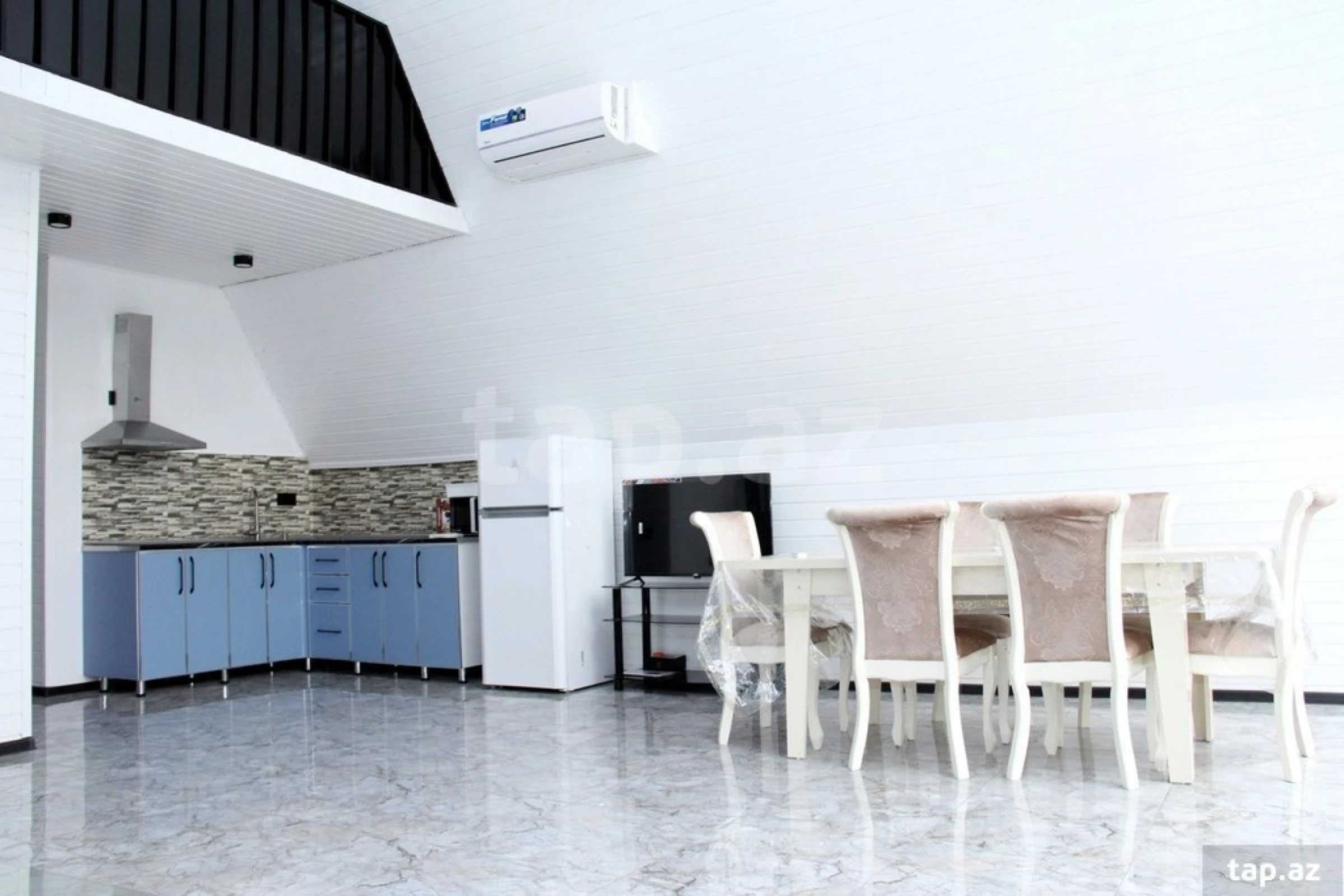 Satılır 3 otaqlı həyət evi