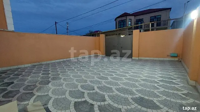 Satılır 4 otaqlı həyət evi