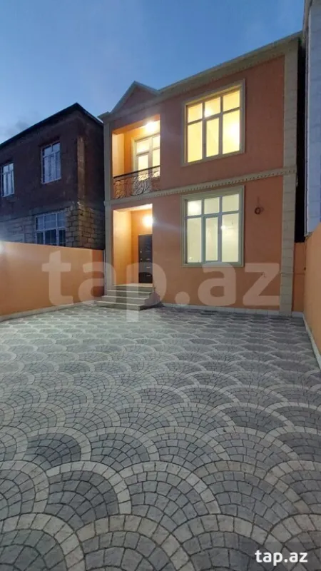 Satılır 4 otaqlı həyət evi