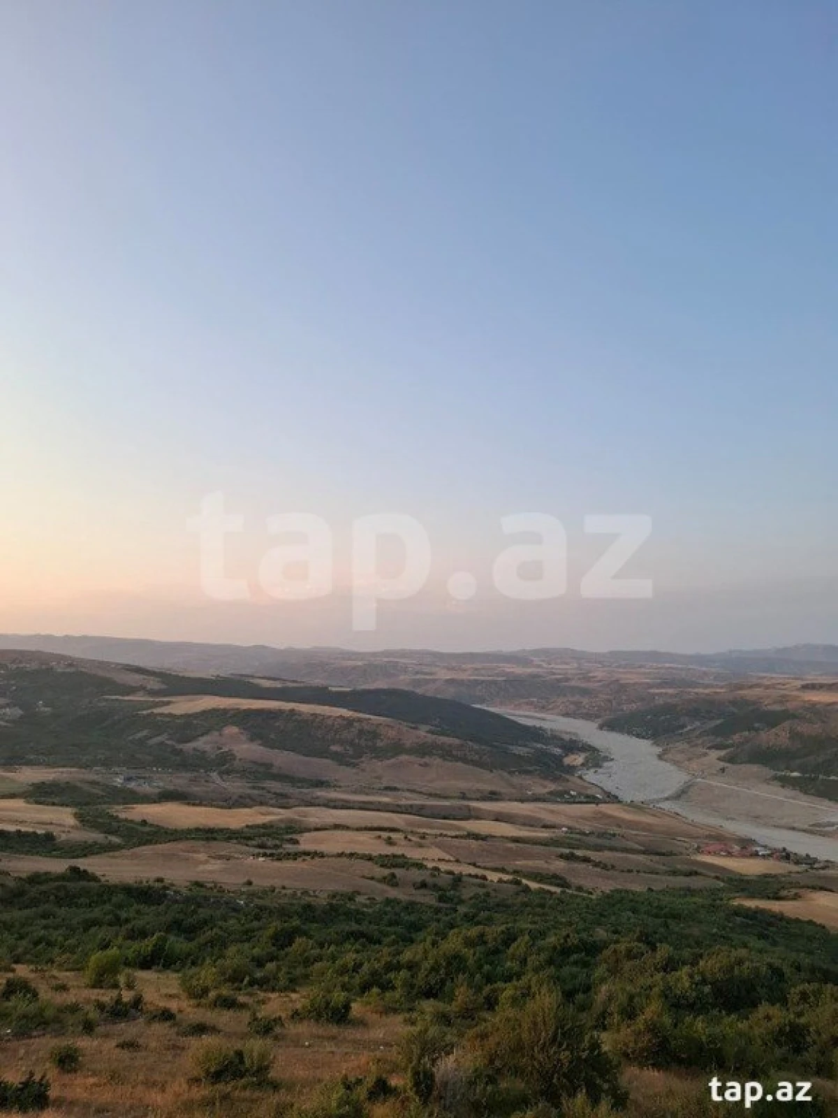 Kirayə verilir 4 otaqlı həyət evi 234 m²