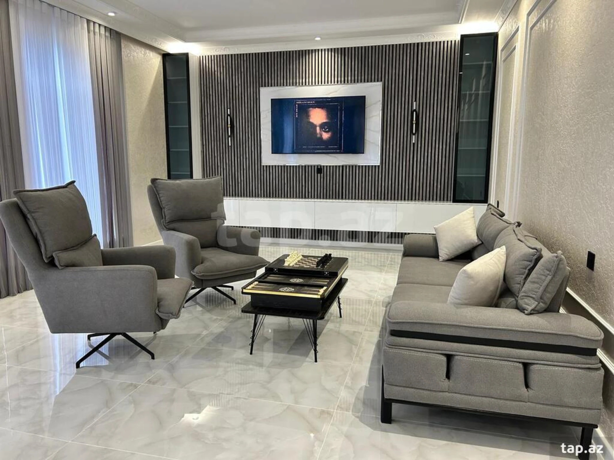 Kirayə verilir 4 otaqlı həyət evi 234 m²